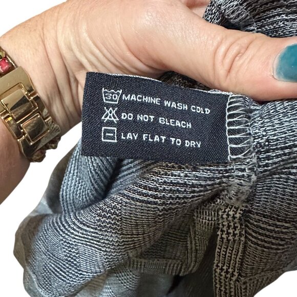 Levi’s Men’s Polo Shirt L Black White Plaid Cotton Short Sleeve Button Collar - Picture 11 of 12